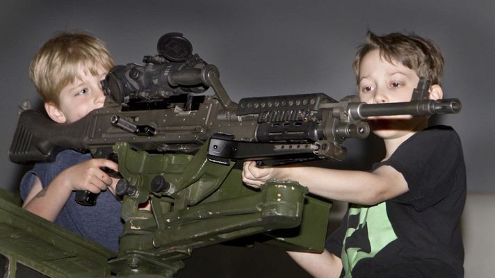 Telediario 1 - Cada 48 horas muere un menor por disparos accidentales en EE.UU.