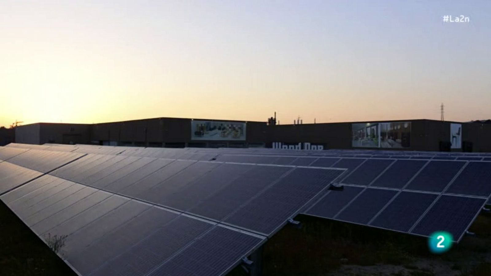 Una fábrica totalmente sostenible - La 2 Noticias | Ver