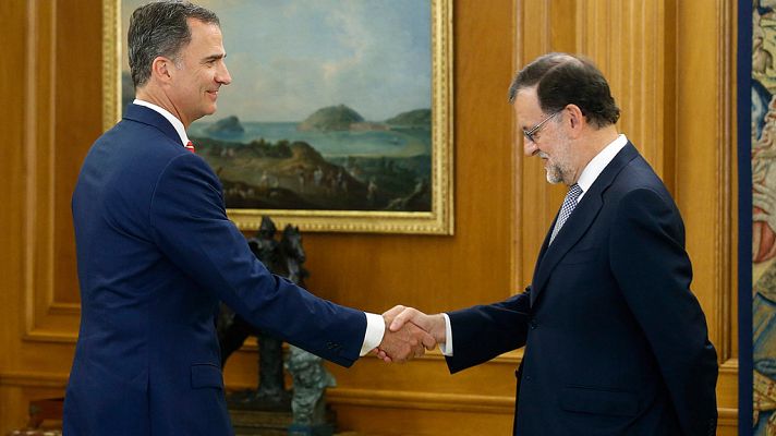 Telediario 1 - El rey comprime la ronda de consultas para certificar si habrá investidura a Rajoy