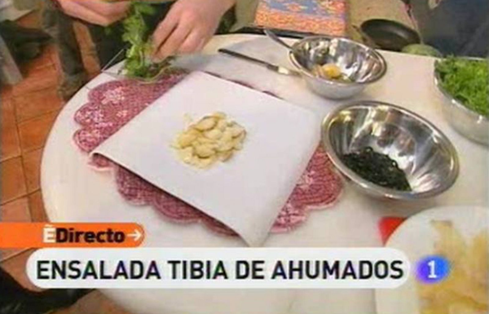 España Directo - Ensalada tibia de ahumados - RTVE Cocina | Ver
