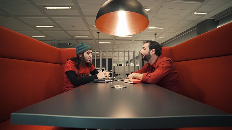 El cazador de cerebros - El exhacker Chema Alonso nos habla de big data y seguridad en Internet