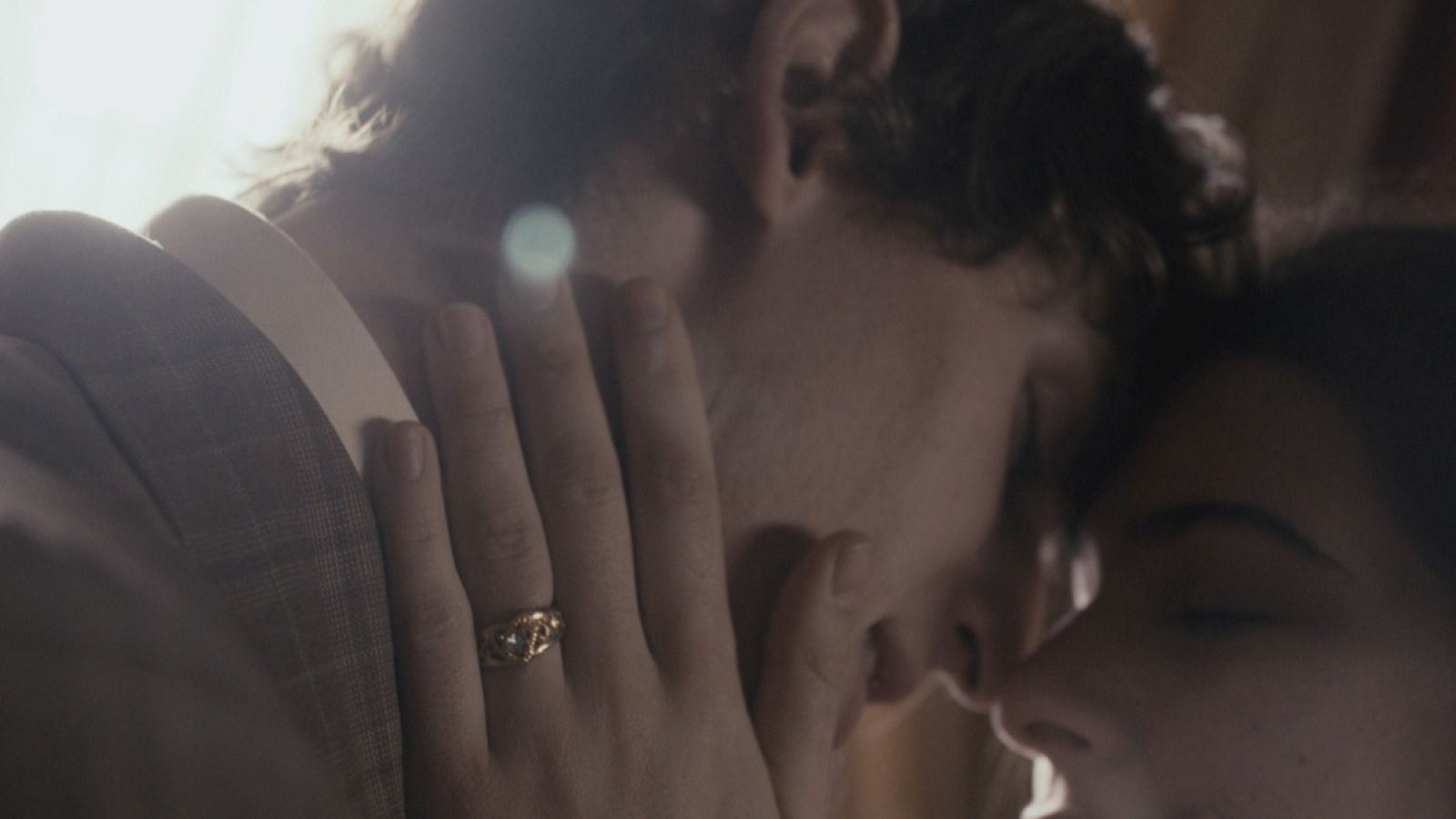 La sonata del silencio - Elena y Hanno, por fin juntos - La sonata del silencio | Ver