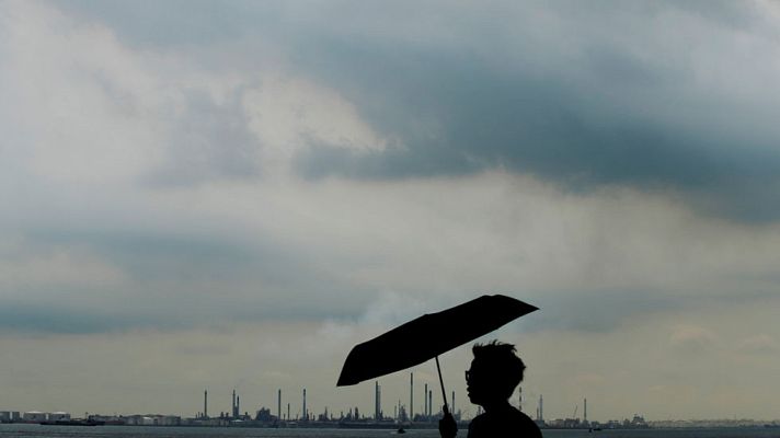 El tiempo - Lluvias fuertes en Canarias y moderadas en muchas áreas de Península