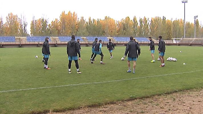 Telediario 1 - Los jugadores de la 'Cultu' conocen muy bien a las estrellas blancas