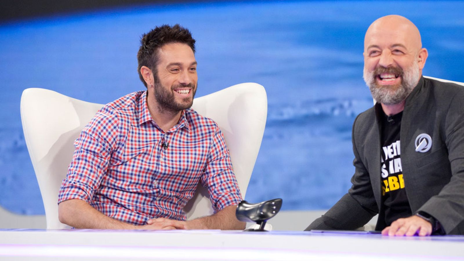 Órbita Laika - Programa 5 -  Pseudociencias (El maletín del científico) - ver ahora