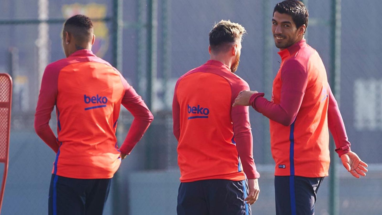 El Barça recibe al colista Granada | Ver