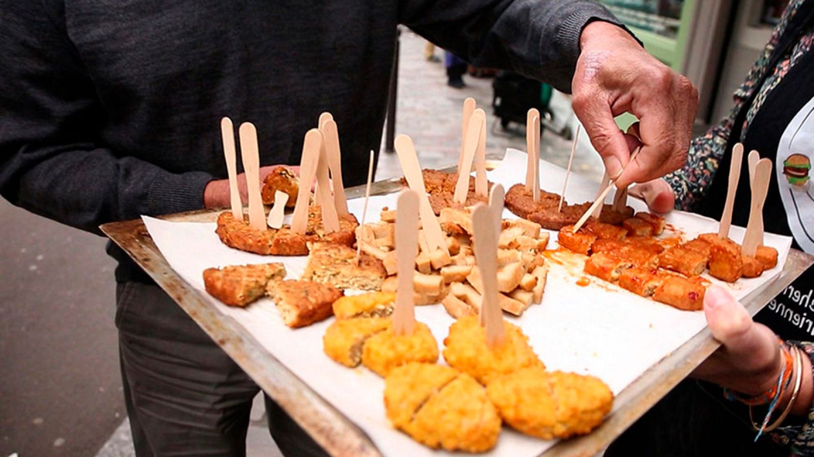 La noche temática - La buena mesa: En defensa de la comida - ver ahora