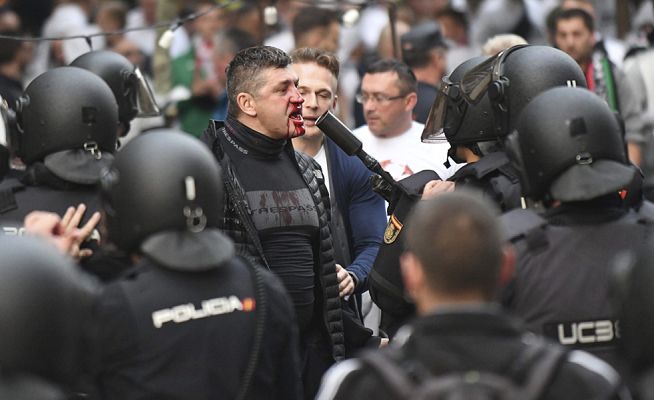 Telediario 1 - Así se prepara la Policía Nacional para intervenir en el fútbol