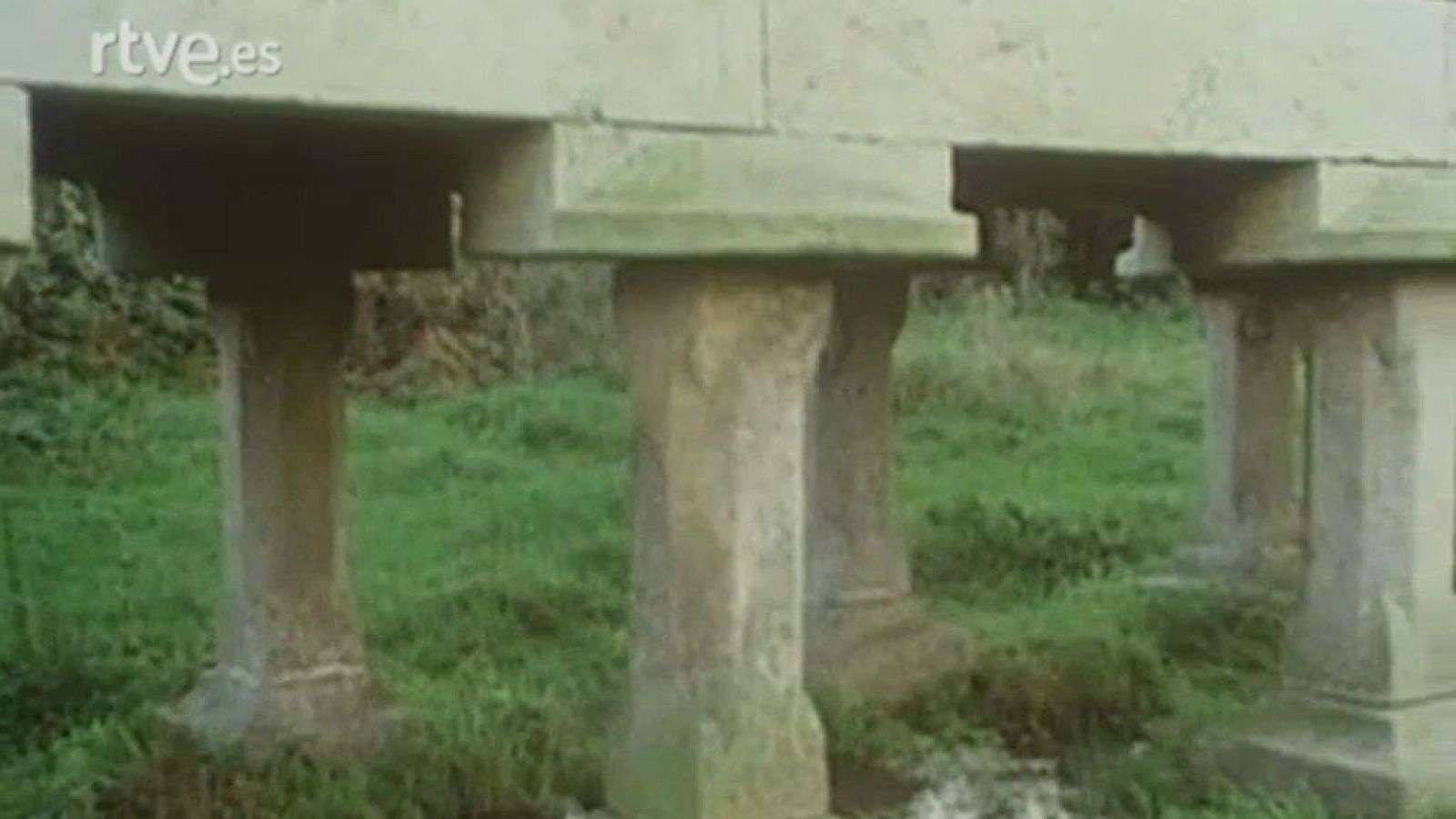 Arte y tradiciones populares - Arquitectura popular en Galicia - Los materiales (I)