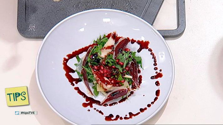 RTVE Cocina - Cocina - Ensalada de frutos rojos, pera y pato