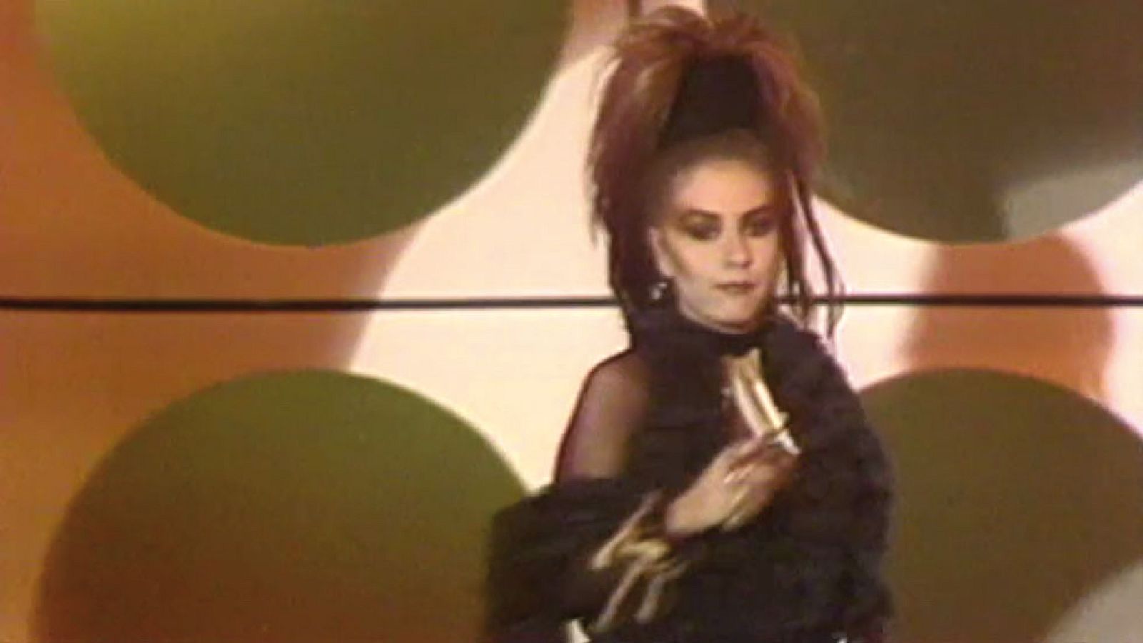 60 años con los más pequeños de la casa: La bola de cristal - Novedades Clan | Ver