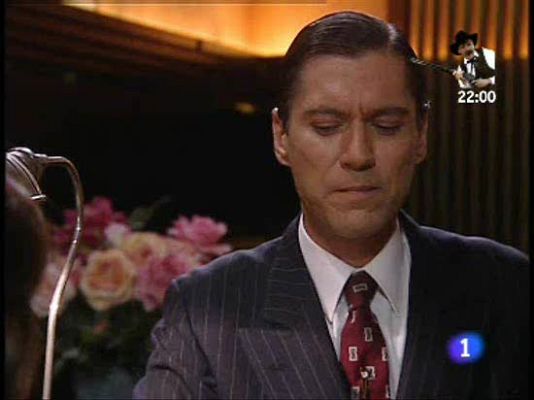 Amar en tiempos revueltos - Cora culmina su plan