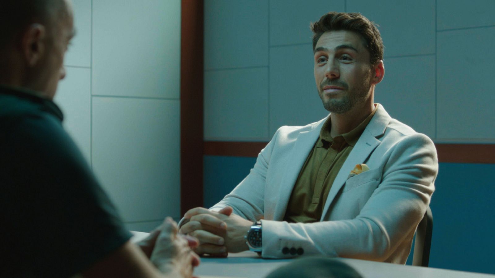 Olmos y Robles - ¿Quiénes son los sospechosos del robo de la joya? | Ver