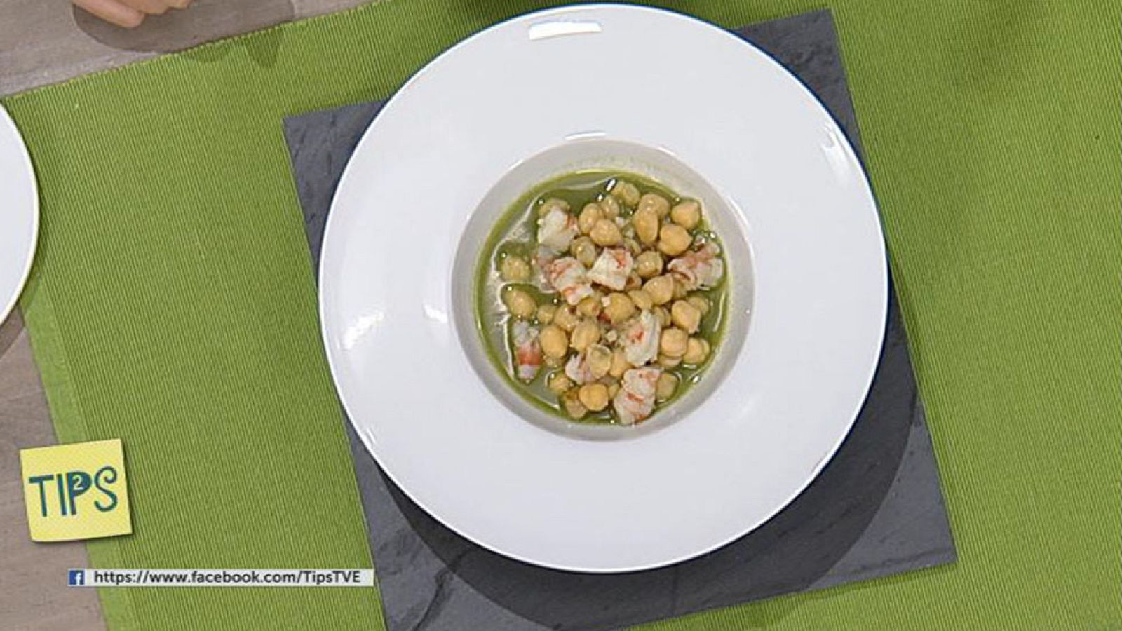 TIPS - Cocina - Garbanzos en salsa verde con frutos del mar