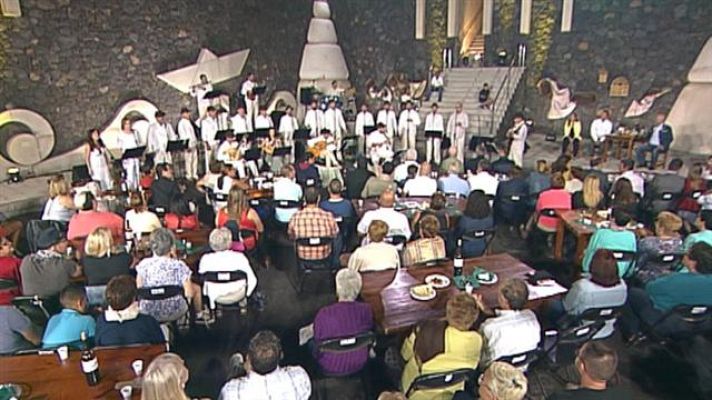 Tenderete - Tenderete - 06/11/2016  desde La Restinga, El Hierro, con Los Bimbaches y los solistas Candelaria González y Besay Pérez