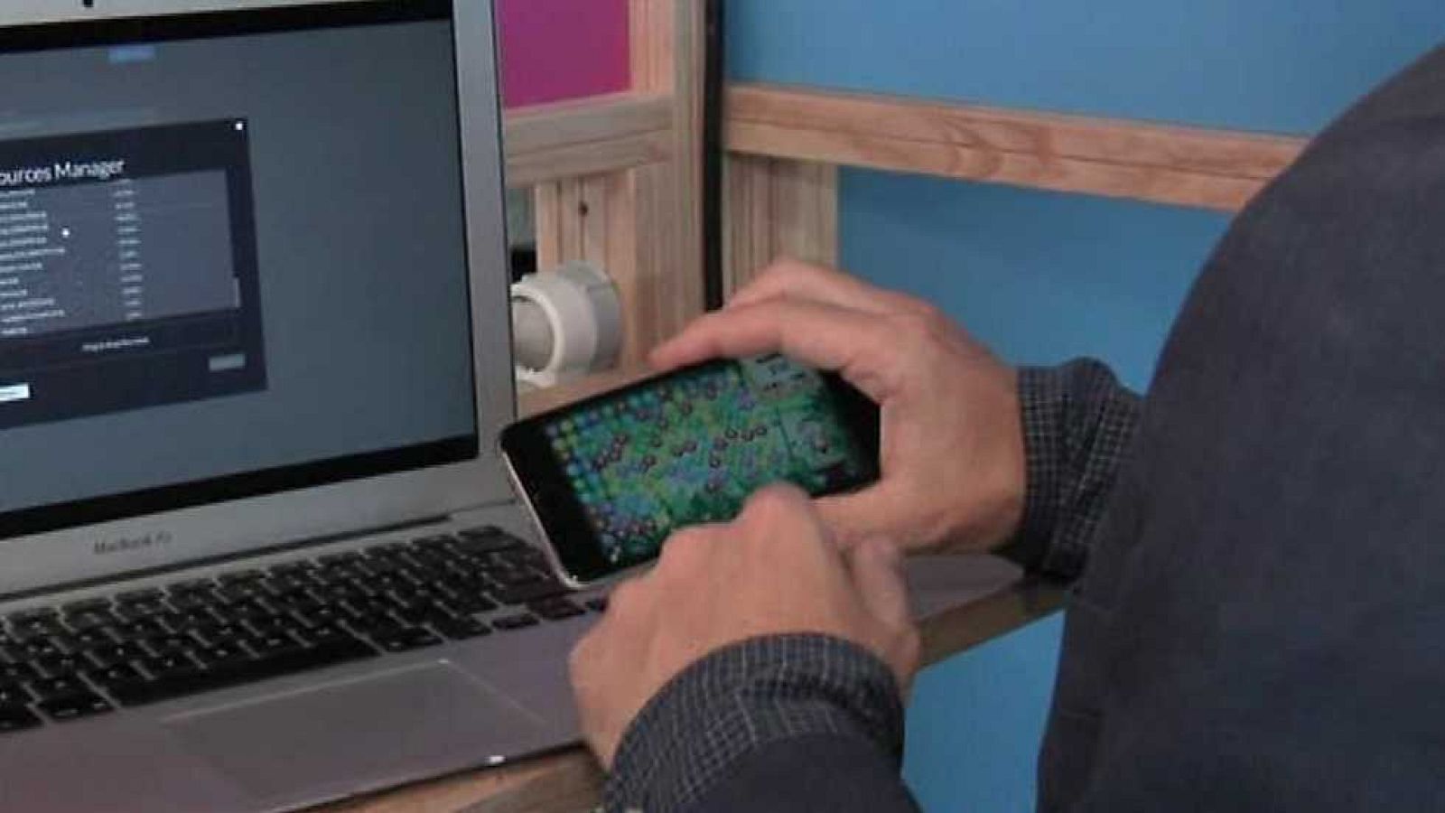 Cámara abierta 2.0 - El programa B-Venture, C3PO Usa la fuerza, Maika Makovski y Alfonso Lara en 1minutoCOM - ver ahora