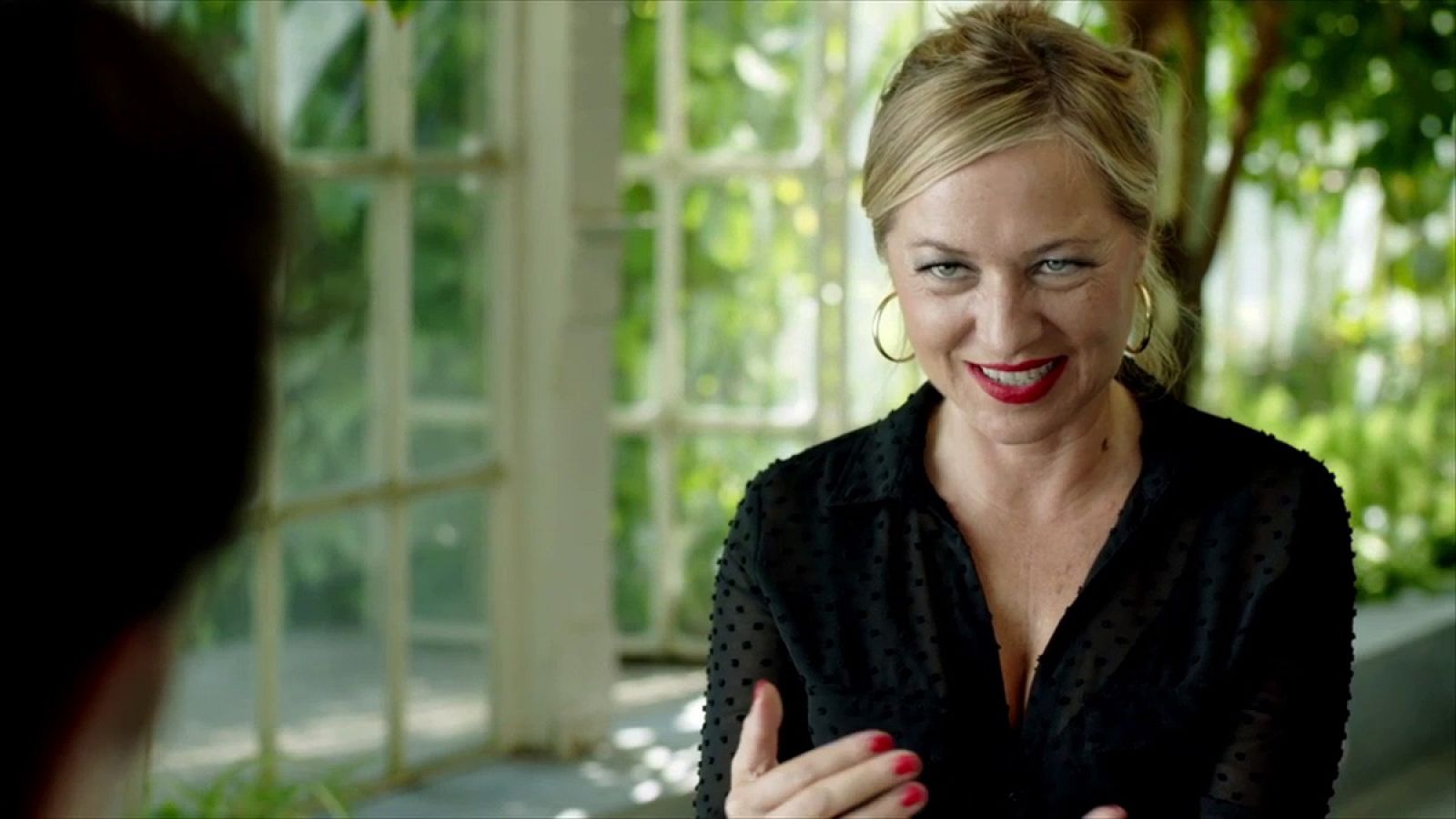 Olmos y Robles - La Isa más sexy saca todas sus armas - Olmos y Robles | Ver