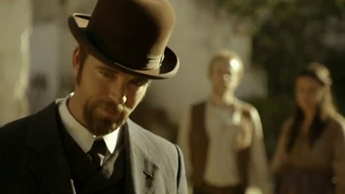 Víctor Ros - En Víctor Ros todo el mundo esconde algo...