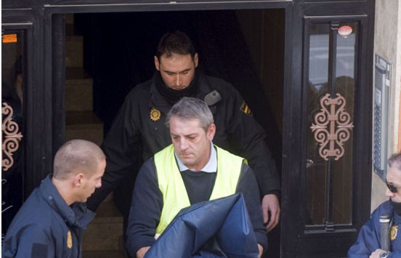 Un bebé muere en un incendio en Mislata | Ver