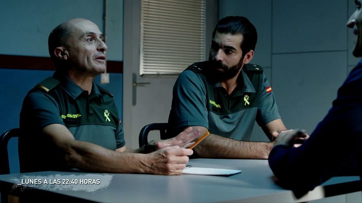 Olmos y Robles - Una declaración a cambio de un autógrafo