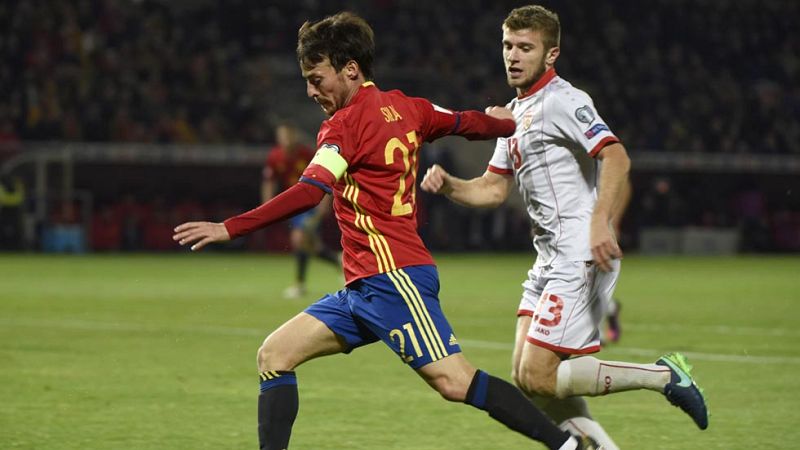 Silva, Thiago y Vitolo rompieron el muro macedonio