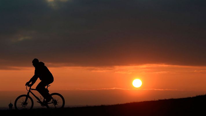 El tiempo - Viento fuerte en Baleares, litoral sur de Levante, Estrecho y Melilla
