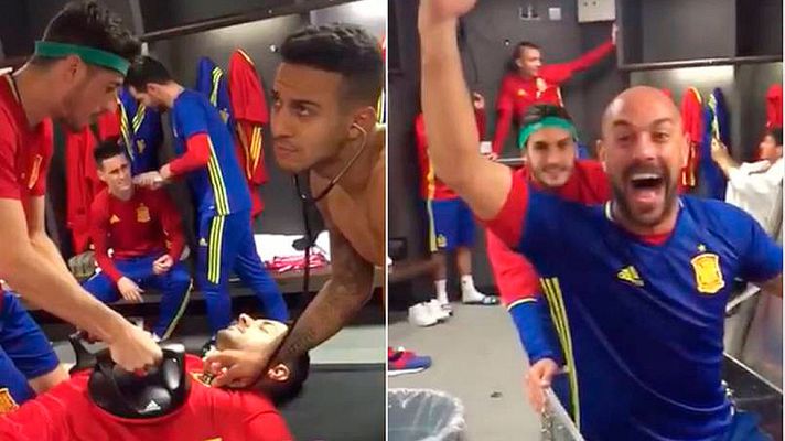 Telediario 1 - La 'Roja' se une a la moda del 'Mannequin Challenge'