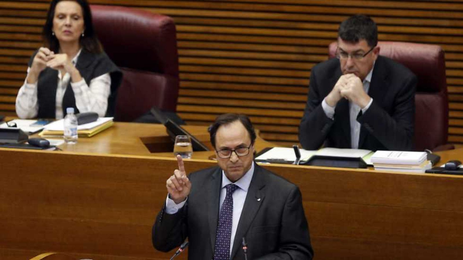 L'Informatiu - Comunitat Valenciana 2 - 16/11/16 - ver ahora