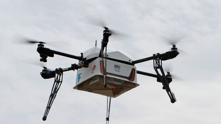 Telediario 1 - Encuentro de pilotos de drones en Navas del Rey