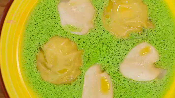 RTVE Cocina - Receta de raviolis de ajo con salsa de perejil