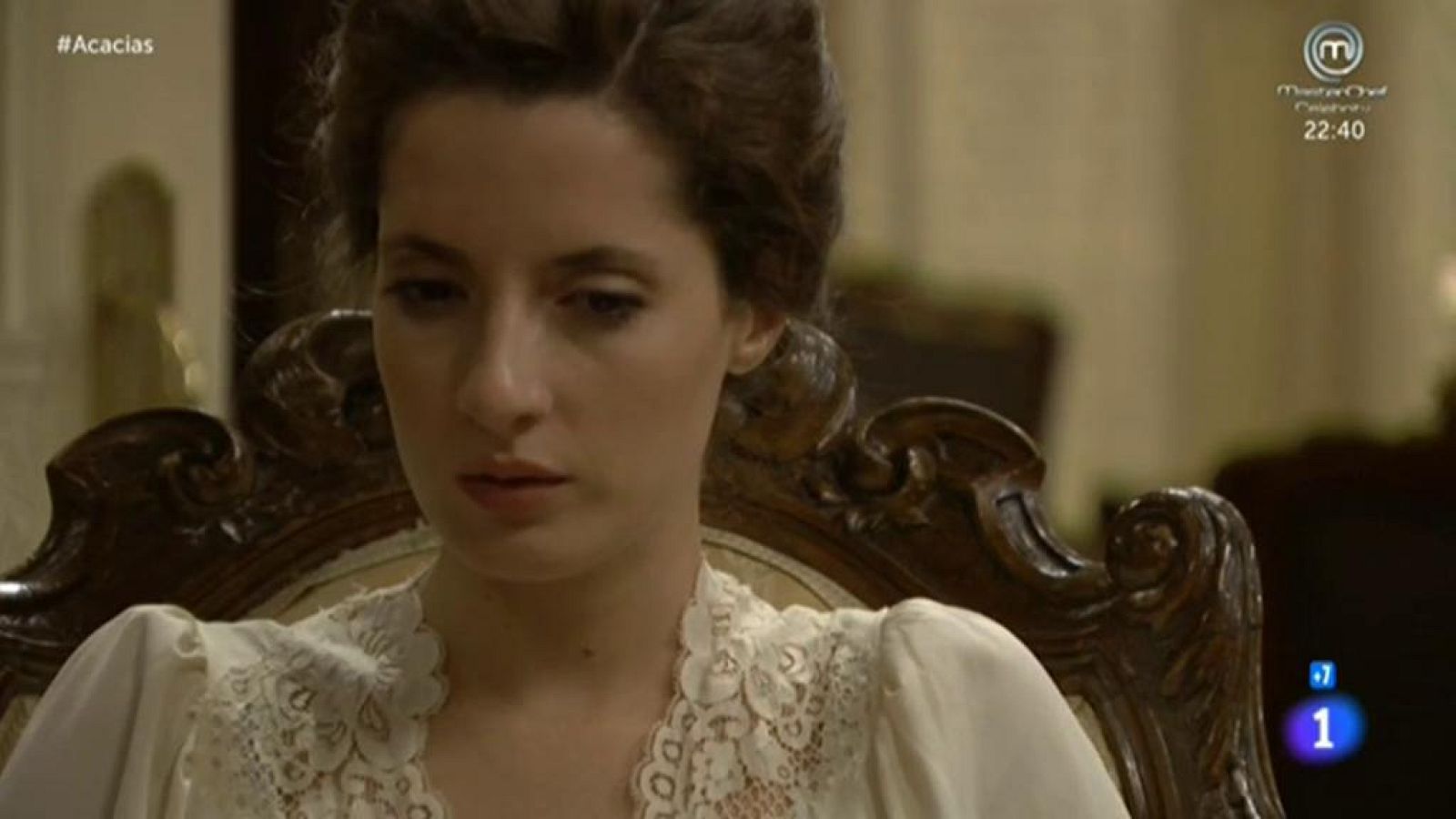 Acacias 38 - Celia prefiere callarse ante la infidelidad de Felipe