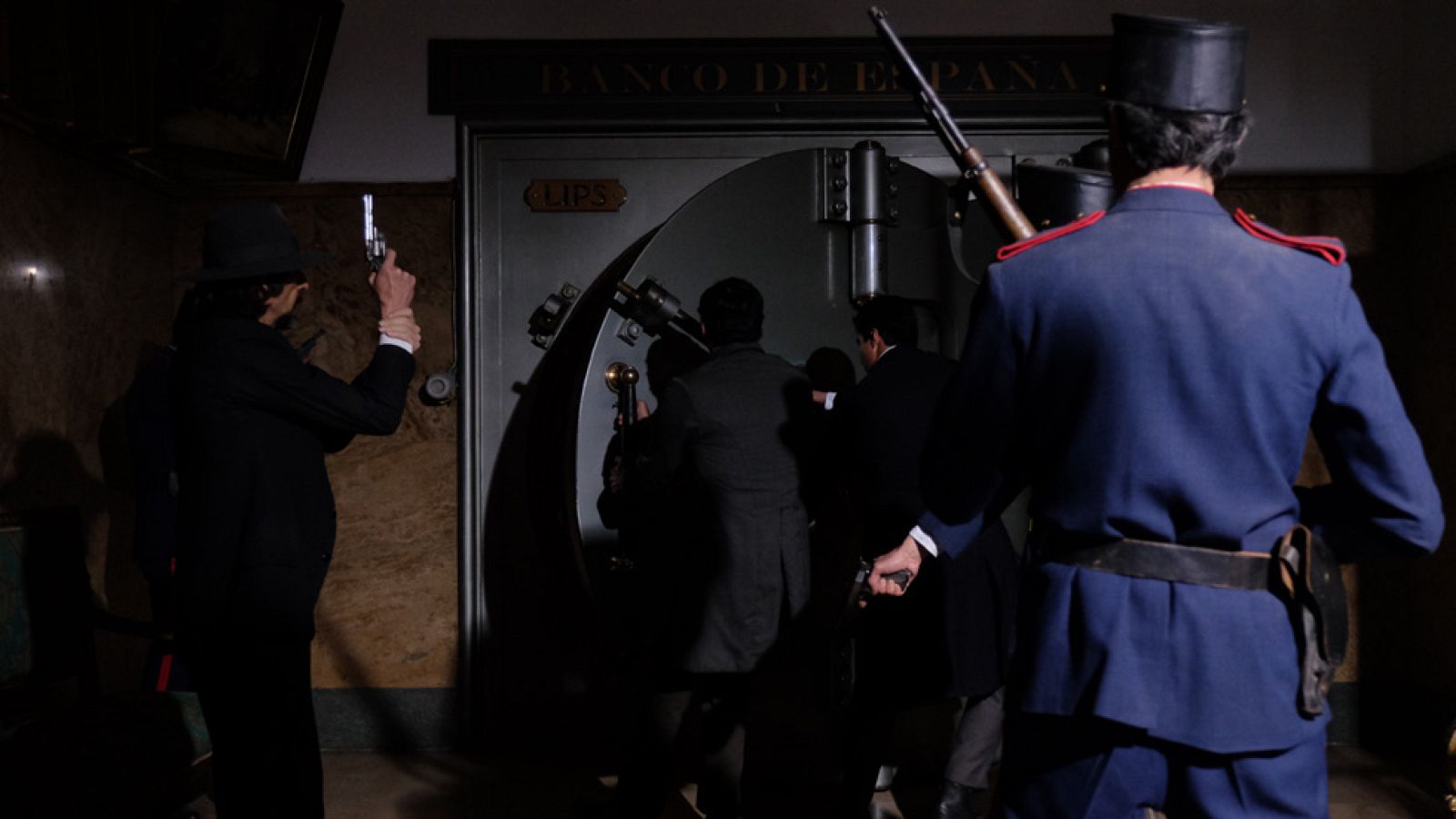 Carballo descubre el gran robo del oro español