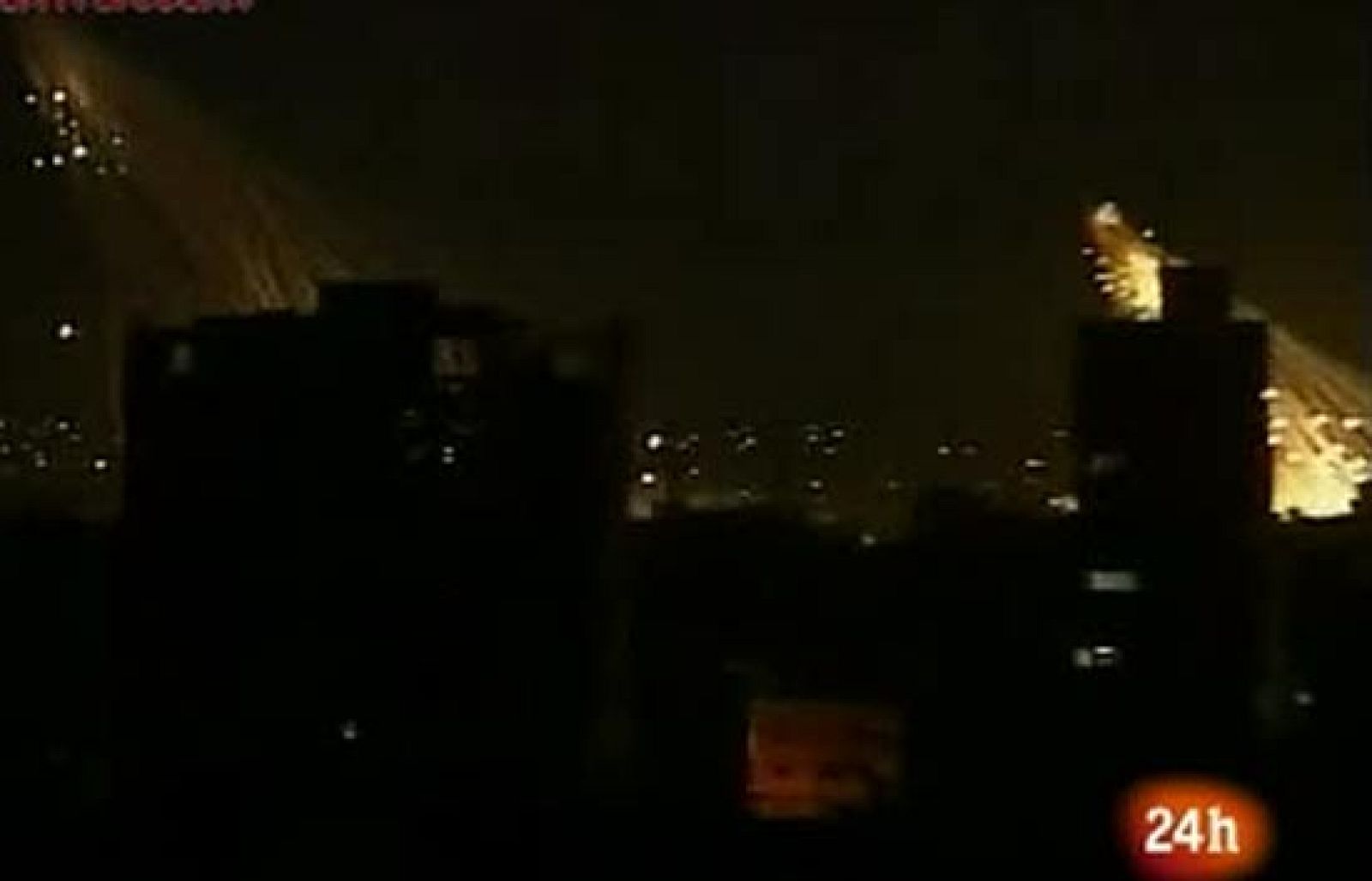 Bombardeos nocturnos sobre la ciudad de Gaza | Ver