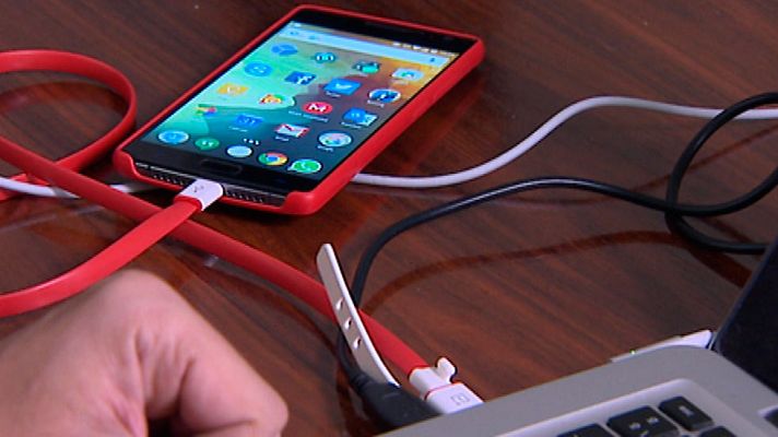 Telediario 1 - La investigación del caso de Diana Quer, en torno al móvil de la joven