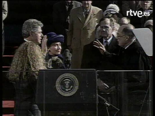 Fue noticia en el Archivo de RTVE - Bill Clinton jura como presidente (1993)