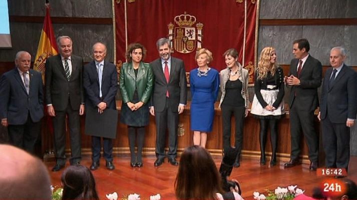 Parlamento - Premios del CGPJ contra la violencia de género