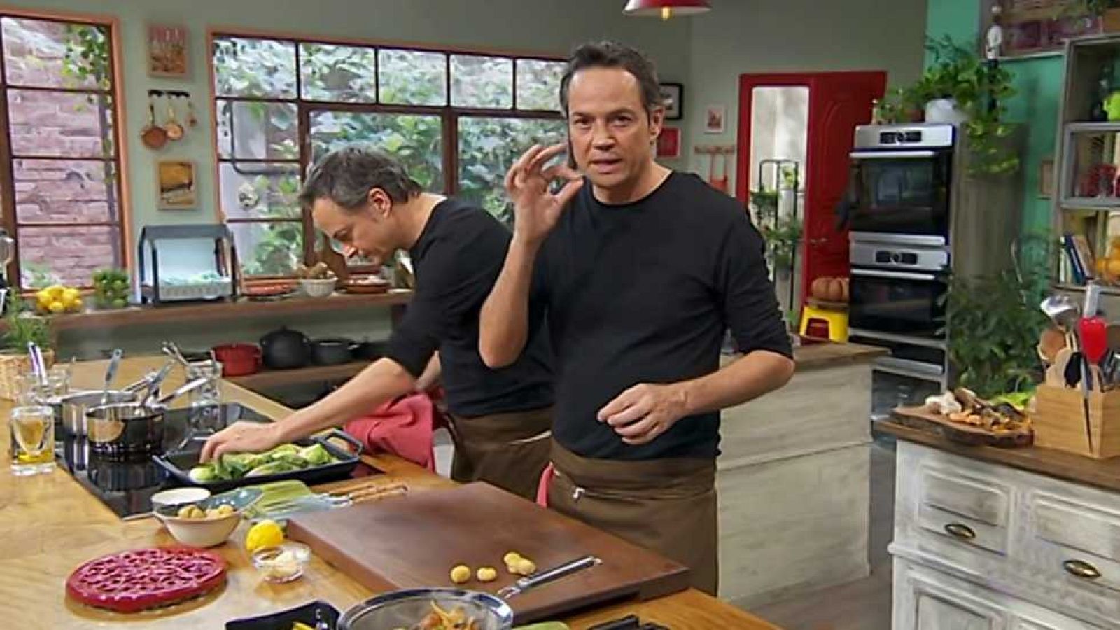 Torres en la cocina - Puro Otoño - ver ahora