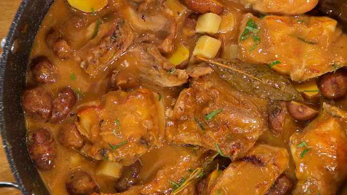 RTVE Cocina - Receta de conejo en salmorejo