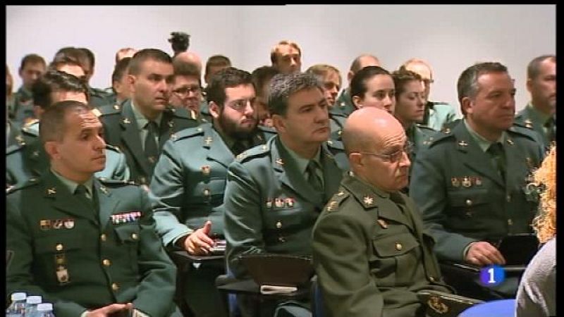 La Guàrdia Civil es forma per rescatar persones amb malalties mentals