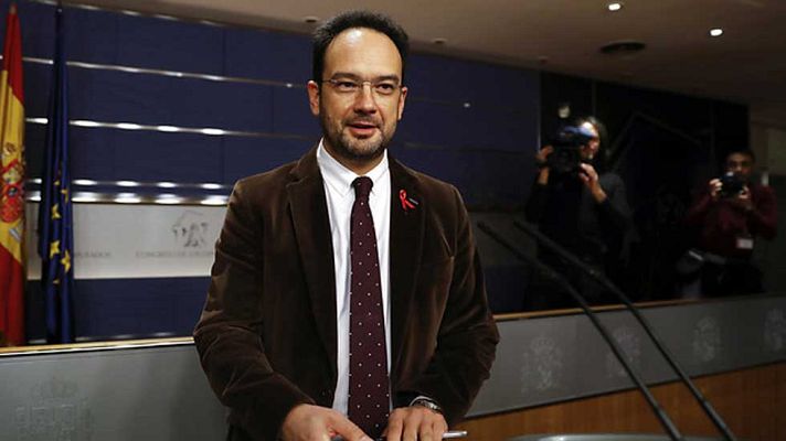 Telediario 1 - Gobierno y PSOE, muy cerca del pacto que podría facilitar la aprobación de los presupuestos