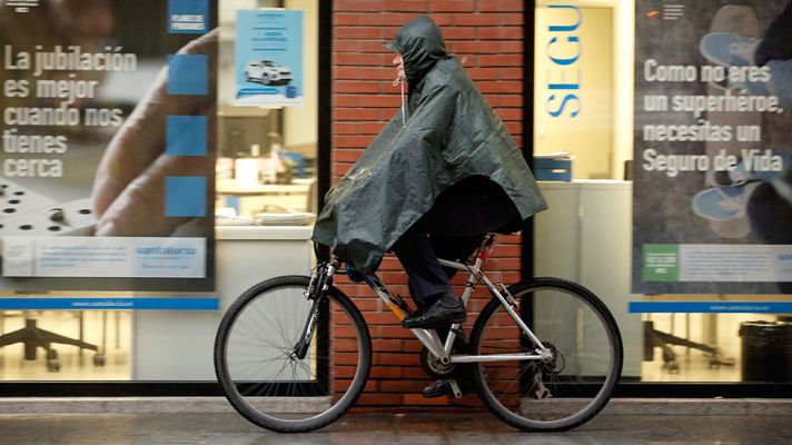 El tiempo - La lluvia, protagonista del puente de la Constitución en casi toda España