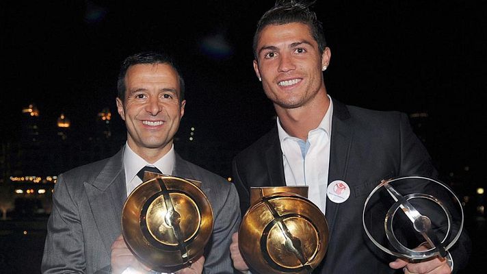 Telediario 1 - Cristiano, investigado por evasión de impuestos