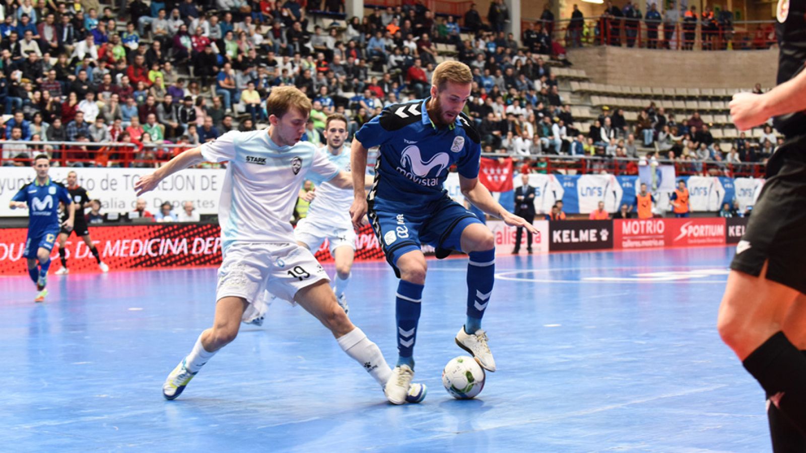 LNFS. Jornada 9. Movistar Inter 5-2 Santiago Futsal. Resumen | Ver