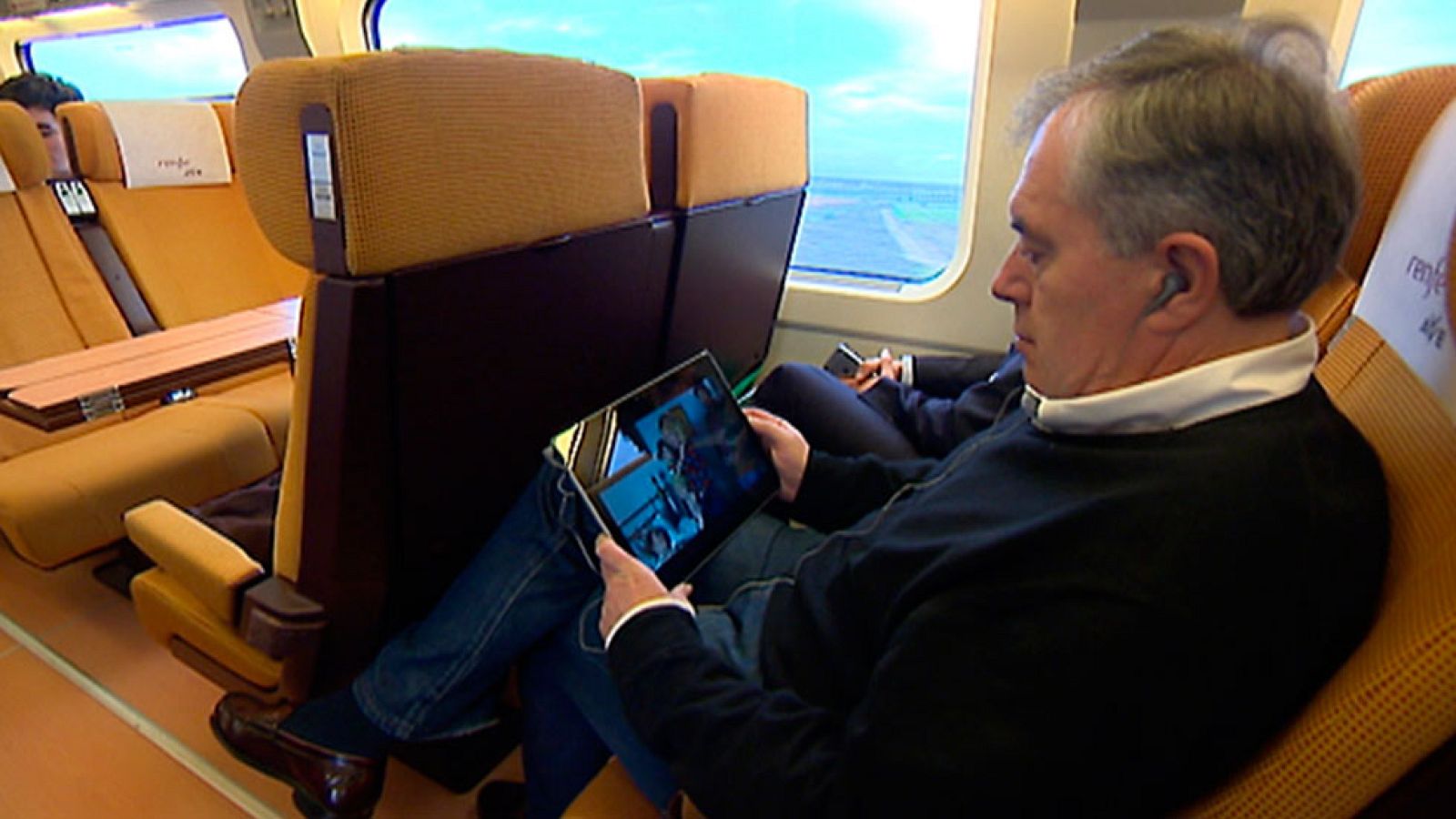 Renfe estrena su servicio de wifi en el AVE Madrid-Sevilla