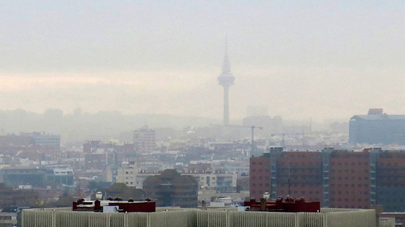 Bancos de niebla en el interior e inestabilidad en Bancos de niebla en el interior e inestabilidad en área mediterránea