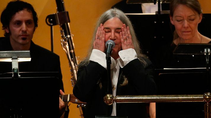 Informativo 24h - Patti Smith protagoniza la anécdota en los Nobel