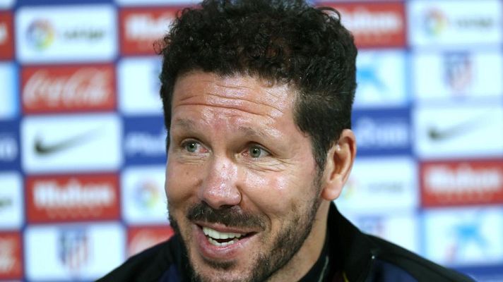 Telediario 1 - "Simeone: "¿El escudo? Siempre la evolución existe y es continua"
