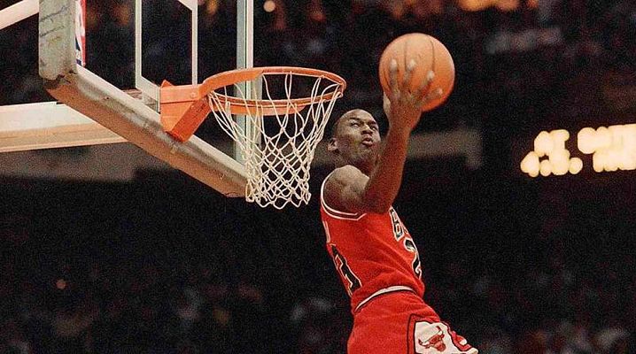 Telediario 1 - Se cumplen 30 años del duelo Jordan - Wilkins en la NBA