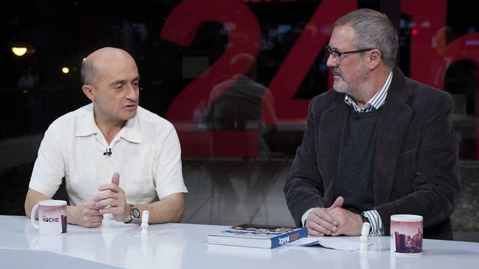 Barra a medianoche - 12/12/16 - ver ahora