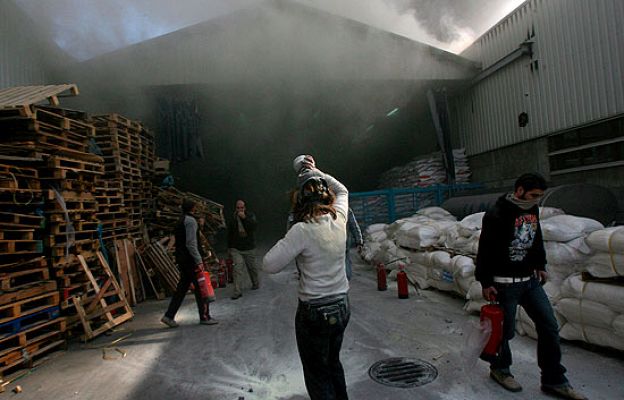 Telediario 1 - Telediario en 4' - 15/01/09